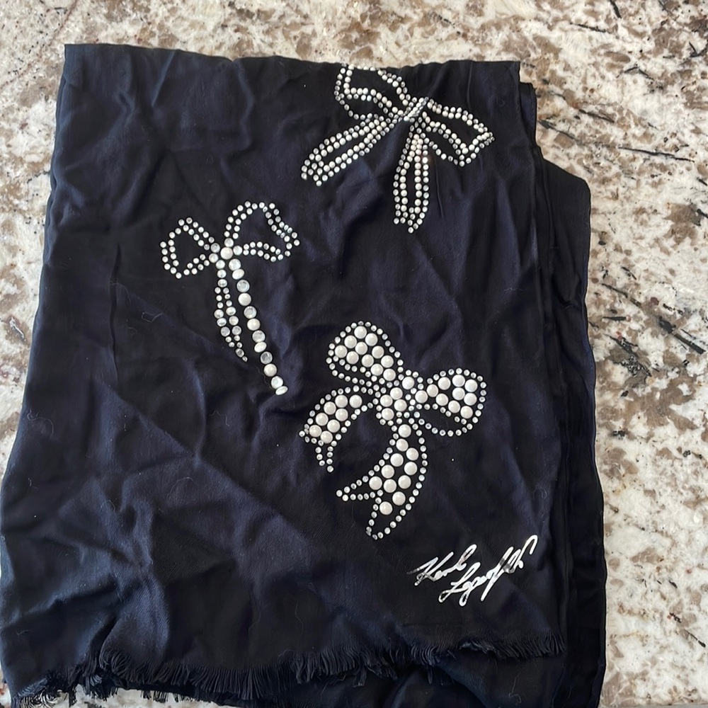 Karl Lagerfeld Blanket Scarf